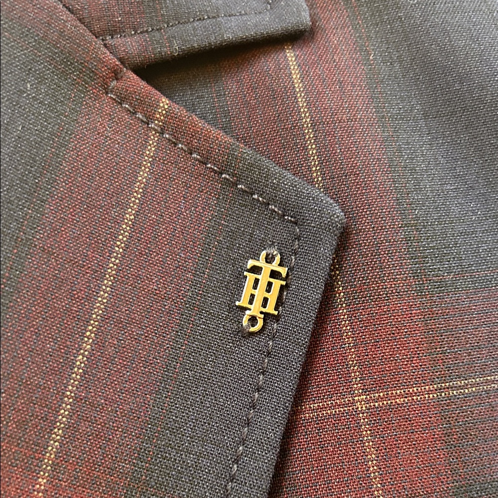 Tommy Hilfiger Women's Navy and Burgundy Plaid Blazer - Picture 2 of 6